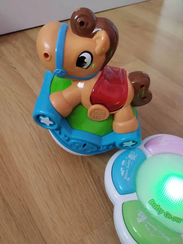 Caballito balancín con luces y musica