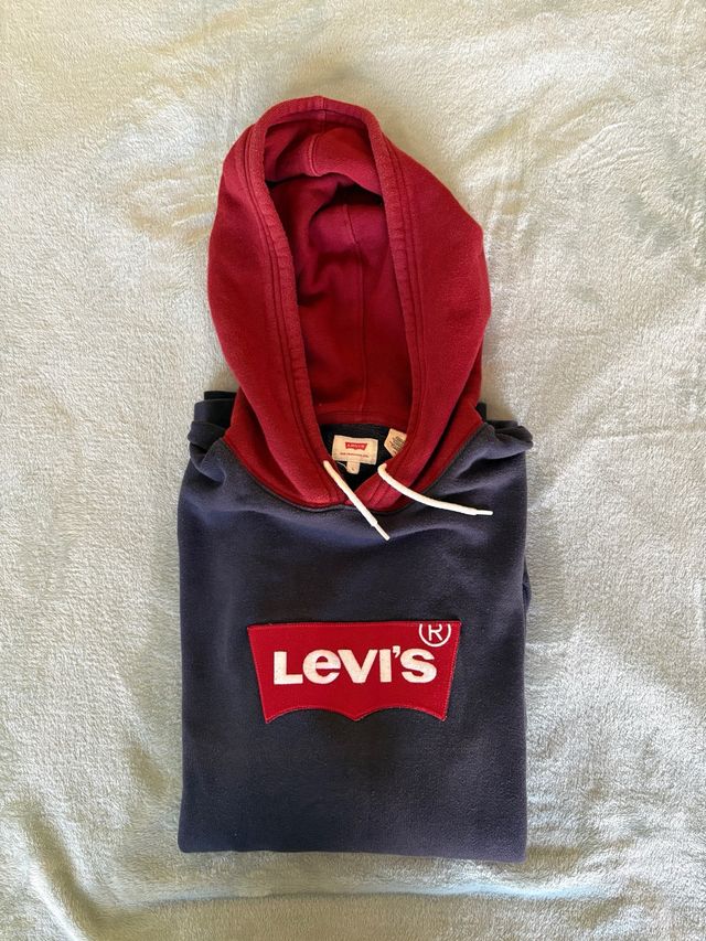 Sudadera Levi's Azul y Roja