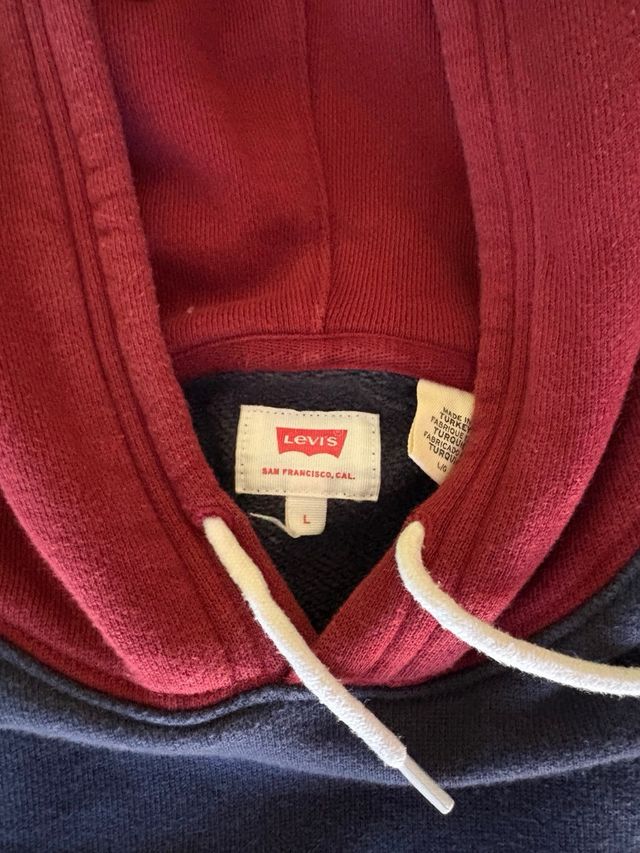 Sudadera Levi's Azul y Roja