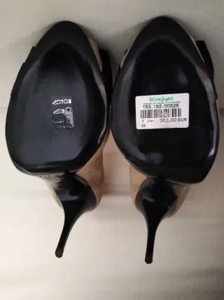 Talla 39. VICINI. Zapatos de Lujo con Tacón.