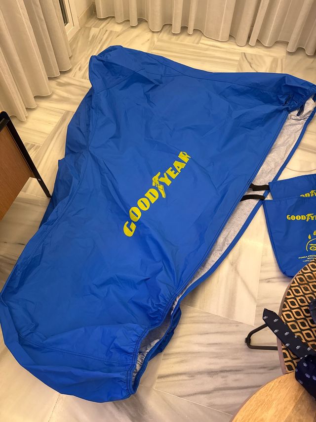 Funda Moto Goodyear Talla M Azul