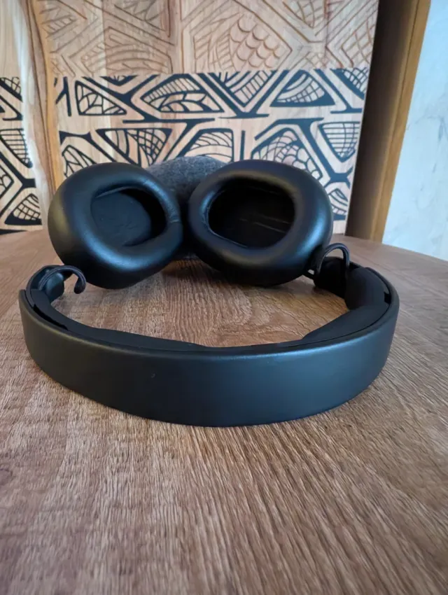 Cascos Poly 80 Surround