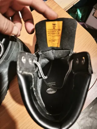 Botas Dockers Originales Negras y Grises