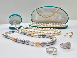 Conjunto Joyas Perlas y Diamantes