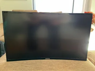 Monitor Gaming Samsung Curvo 27 C27F390