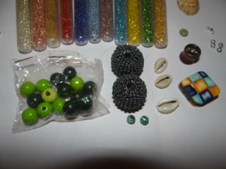 Lote Cuentas y Abalorios Variados