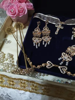 Aderezo fallero oro y blanco