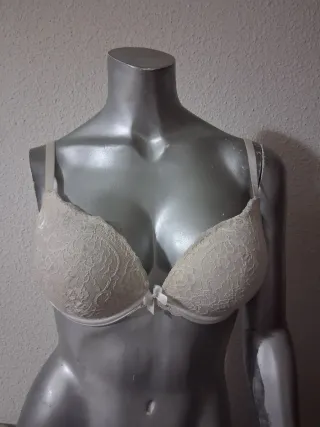 Sujetador push-up encaje blanco doble relleno