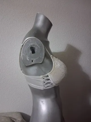 Sujetador push-up encaje blanco doble relleno