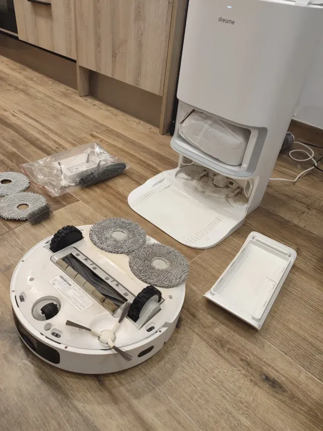 Robot Aspirador Dreame L10S Ultra con repuestos