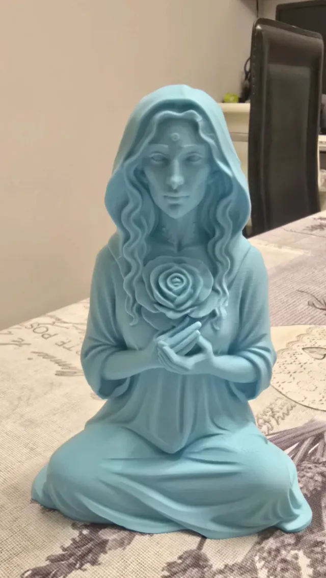 Figura della Dea Ancestrale