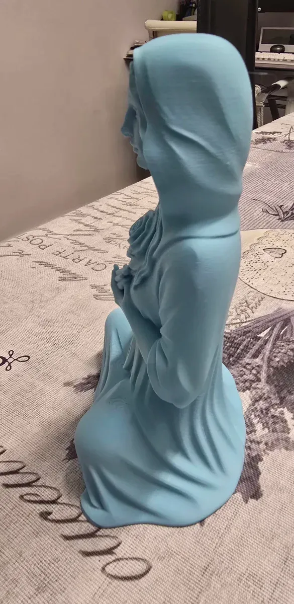 Figura della Dea Ancestrale