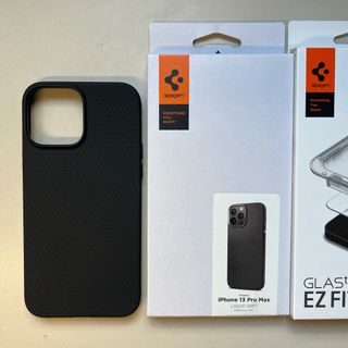 13 Pro Max | Custodia Spigen + 2 Vetri Temprati | iPhone