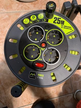 Alargador enrollable de25 Metros Master Plug Nuevo