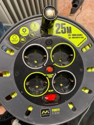 Alargador enrollable de25 Metros Master Plug Nuevo