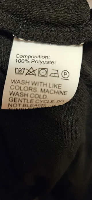 Falda larga negra con estrellas doradas