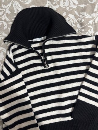 Jersey Bershka rayas blanco y negro Talla S