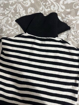 Jersey Bershka rayas blanco y negro Talla S