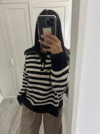 Jersey Bershka rayas blanco y negro Talla S