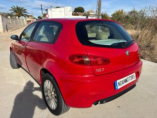 Alfa Romeo 147 2008 120cv 125.000km recien pintado