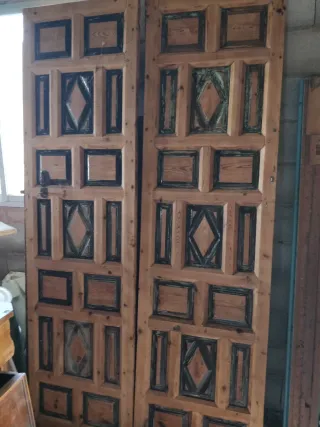Puertas pino siglo XVIII