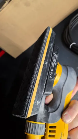 Lijadora  taqueadora Mirka DEOS 383 orbita 3mm