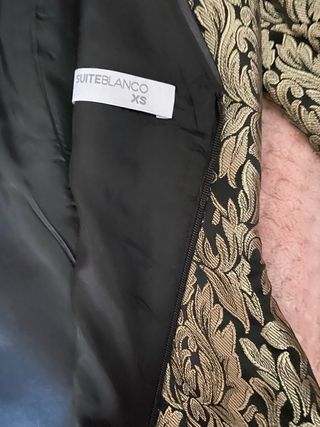 Vestido de fiesta negro y dorado