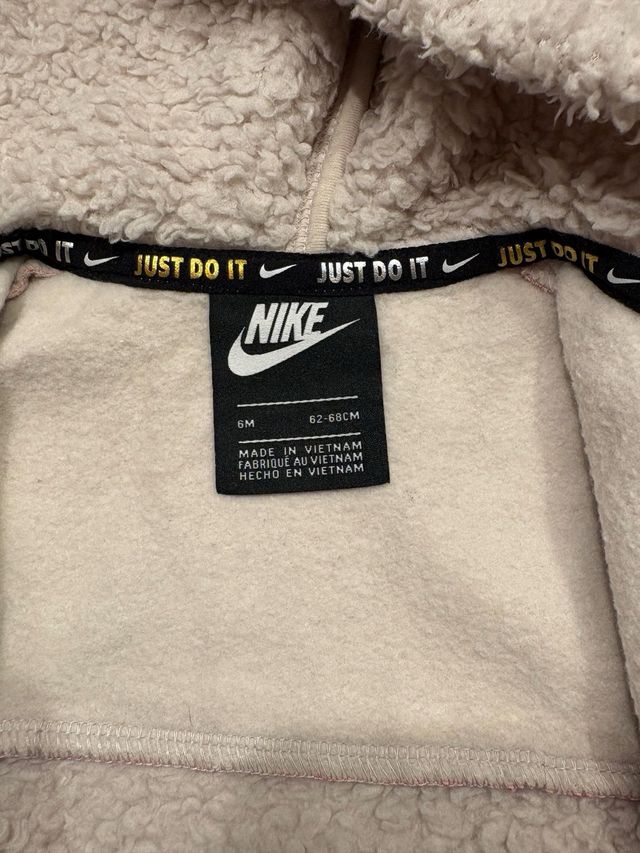 Tuta neonata Nike in pile con cappuccio 62-68 cm