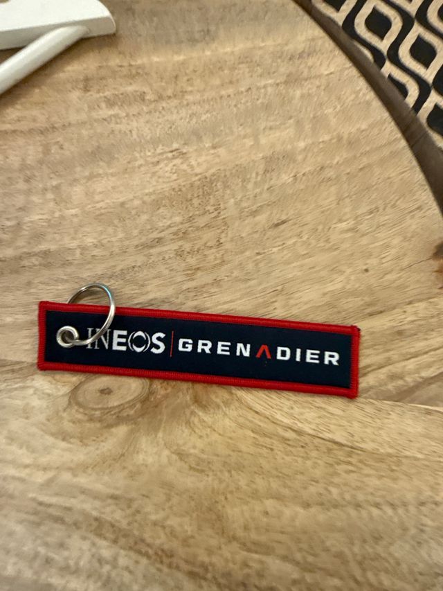 Llavero Ineos Grenadier