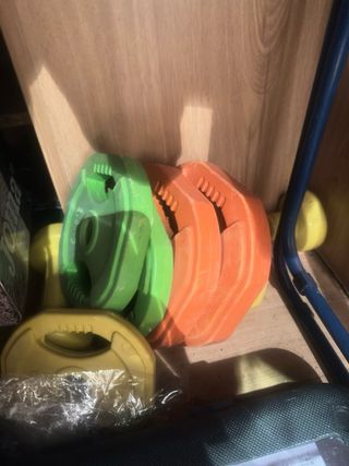 Barra y discos musculación