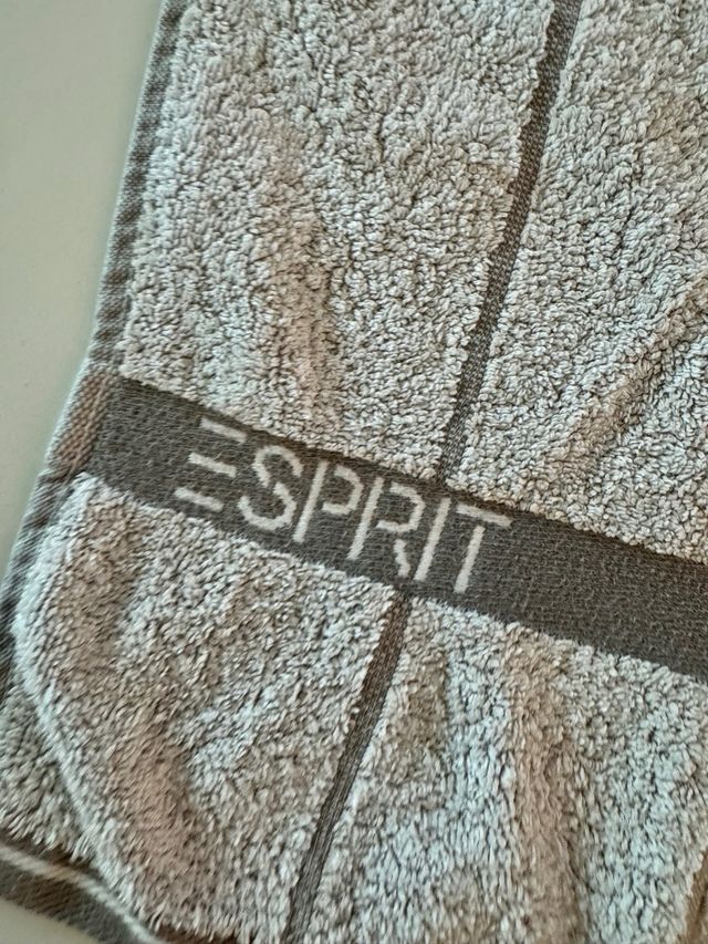 4 Asciugamani Esprit