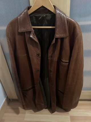 Chaqueta de piel marrón talla 52