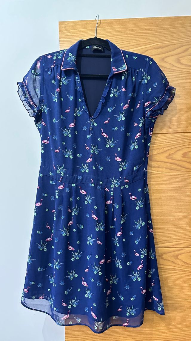 Vestido Kookai azul con flamencos