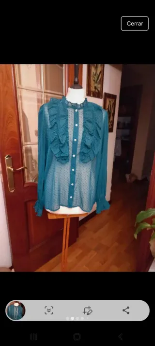 Camisa Naf Naf verde lunares talla 44