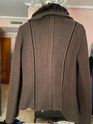 Cárdigan elegante con cuello de terciopelo