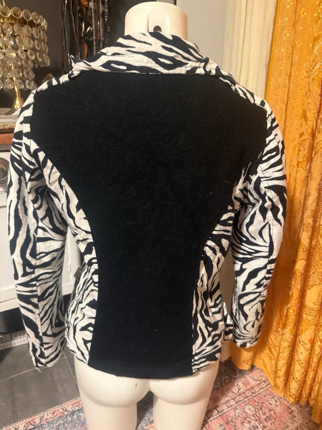 Chaqueta cebra blanco y negro