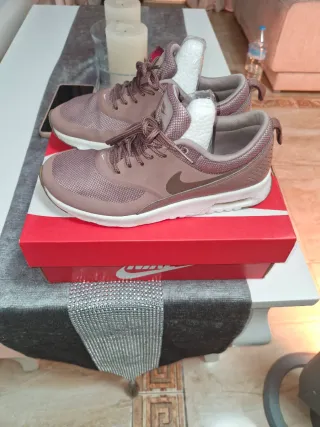 Nike Air Max Thea Mujer Talla 36.5