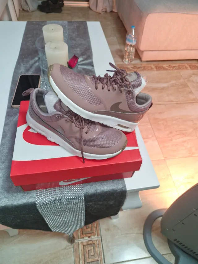 Nike Air Max Thea Mujer Talla 36.5