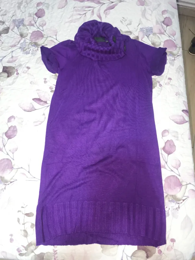Vestido de punto morado