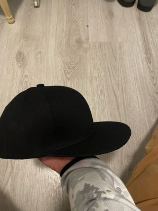 Gorra Hip Hop Negra con Logo