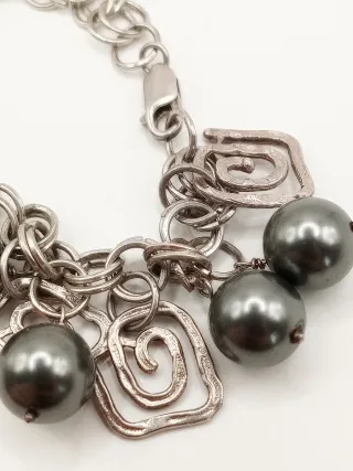 Bracciale donna perle nere argento 925 ciondoli