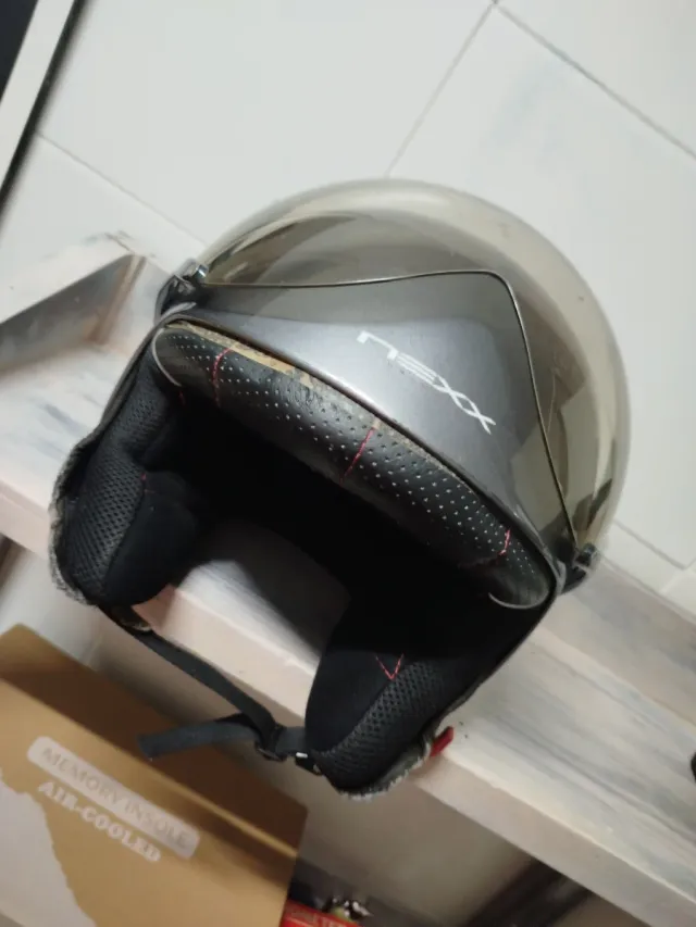 Casco Nexx Grigio