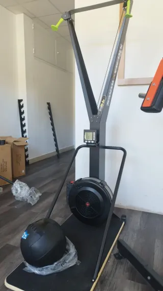 Máquina Remo Air Rower