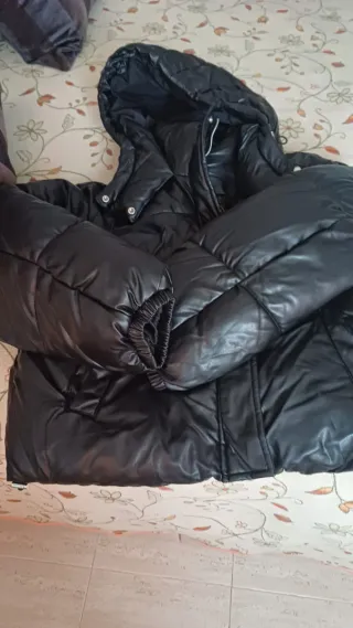 2 Cappotti imbottiti neri da donna