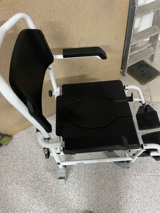 silla de ruedas interior minusválido