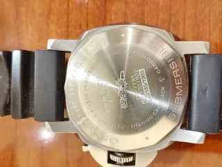 Orologio che si ri fa al Panerai Submersible Autom