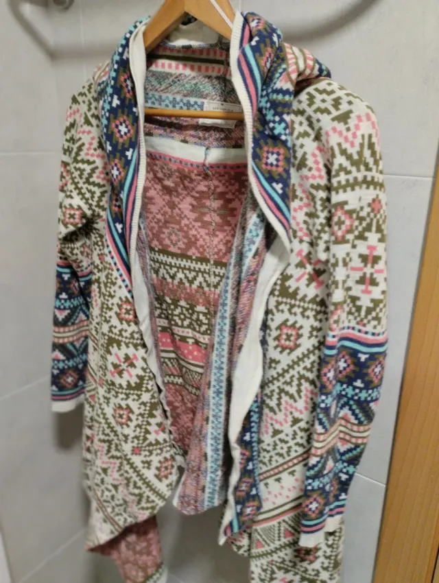 Jersey abierto estilo poncho multicolor