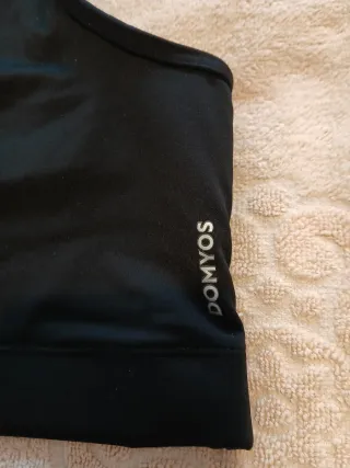 Top sujetador negro. Sujecion ligera. Talla L