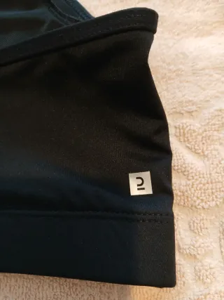 Top sujetador negro. Sujecion ligera. Talla L