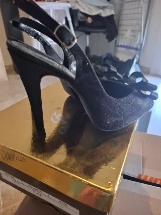 Zapatos de tacón negros talla 37